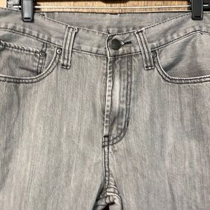 32x32 Bullhead gray jeans
